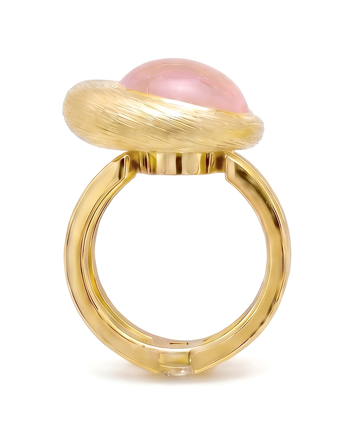 The Ring Edit — Ring with oval rose quartz Motif